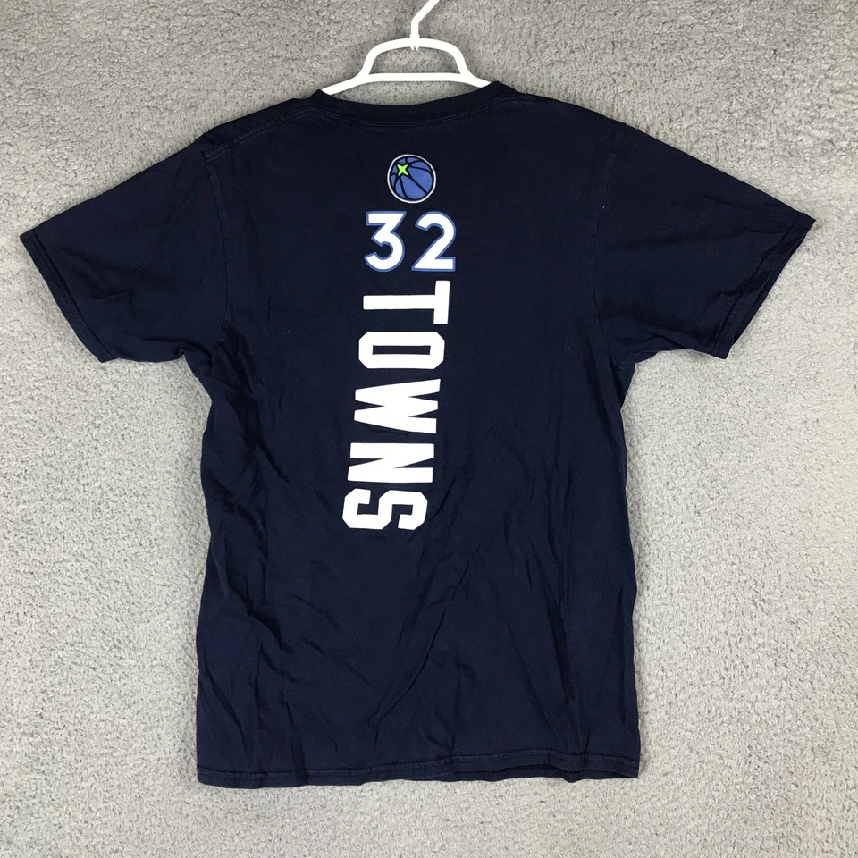 Camiseta Minnesota Timberwolves Para Hombres Pequeña NBA Baloncesto Fanatics Towns 32 Camiseta Foto 4 de 4