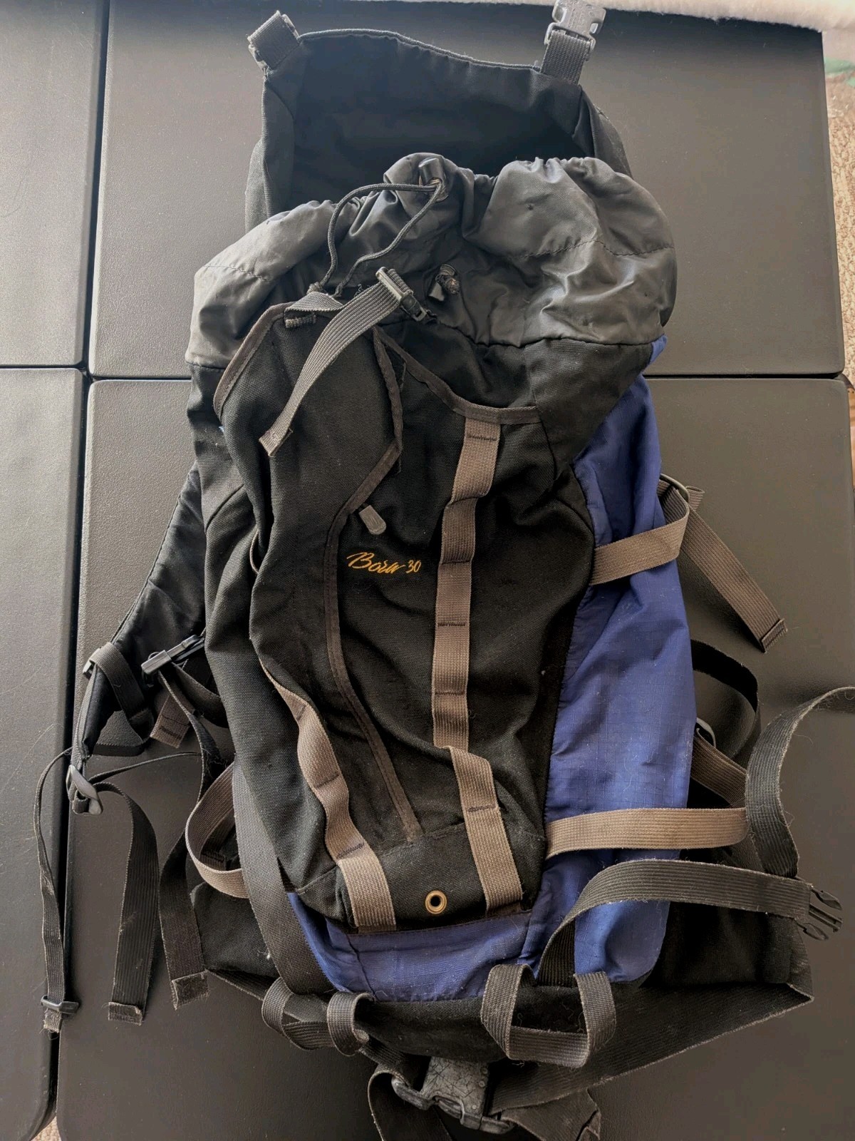 Arcteryx Bora 30 Hiking Climbing Backpack Canada Blue M Medium thumbnail 3