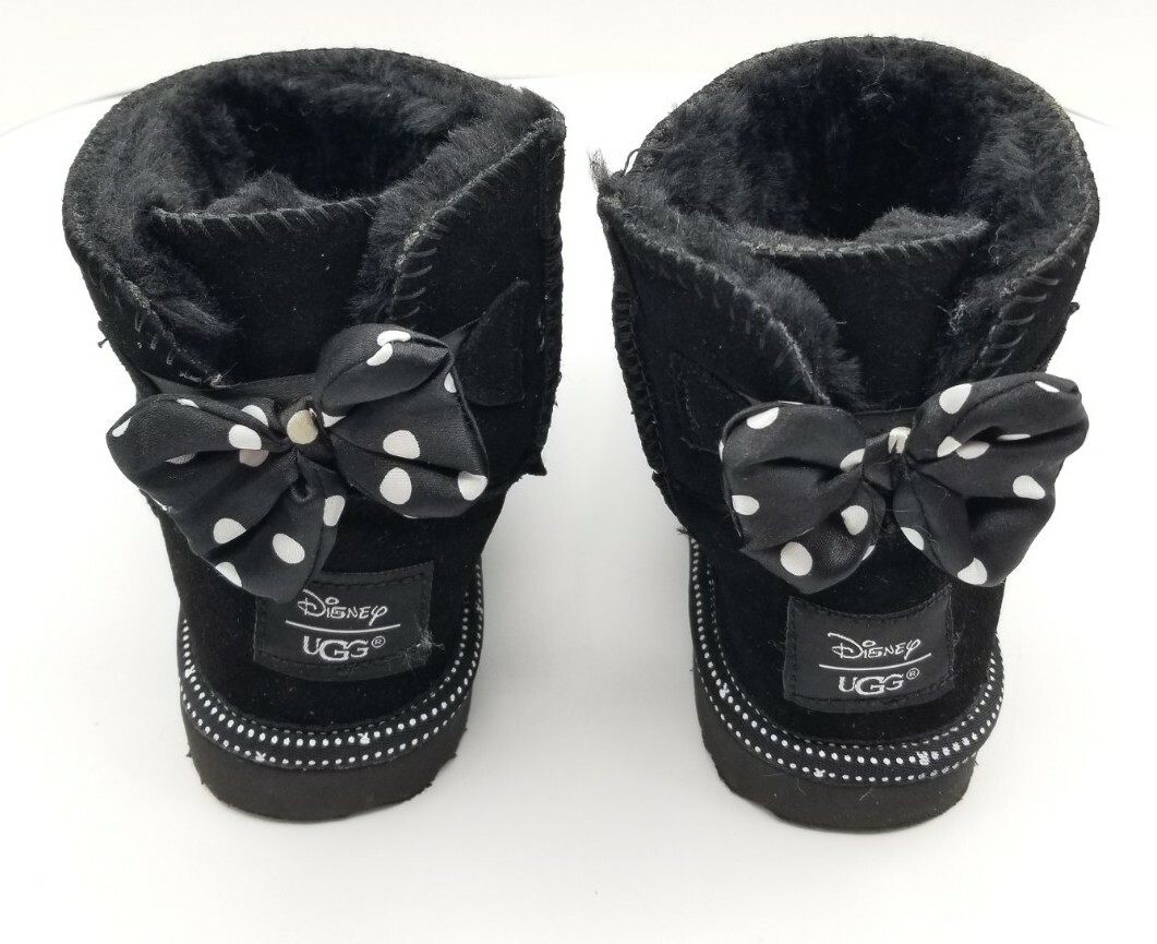 minnie mouse uggs