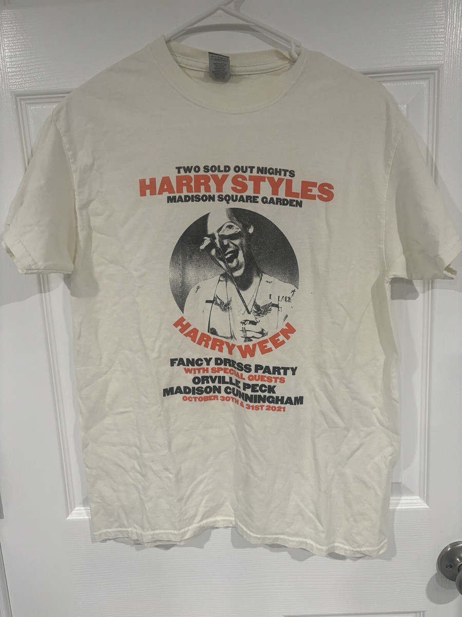 Harry Styles Tシャツ Should Maura Wear This Harry Styles T-Shirt to a Harry Styles