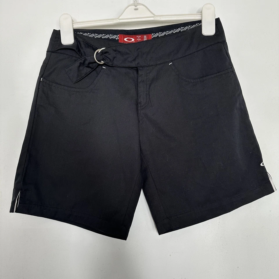 Shorts femininos Oakley tamanho 10 bolsos pretos casual costura interna 9" - Imagem 4 de 4