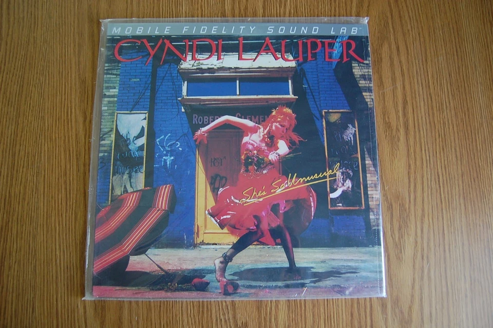 CYNDI LAUPER - SHE'S SO UNUSUAL Mofi MFSL LP New SEALED - Image 2 of 4