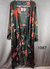 Boohoo Deep Green Floral Satin Tie-Waist Robe Size 28 New With Tags