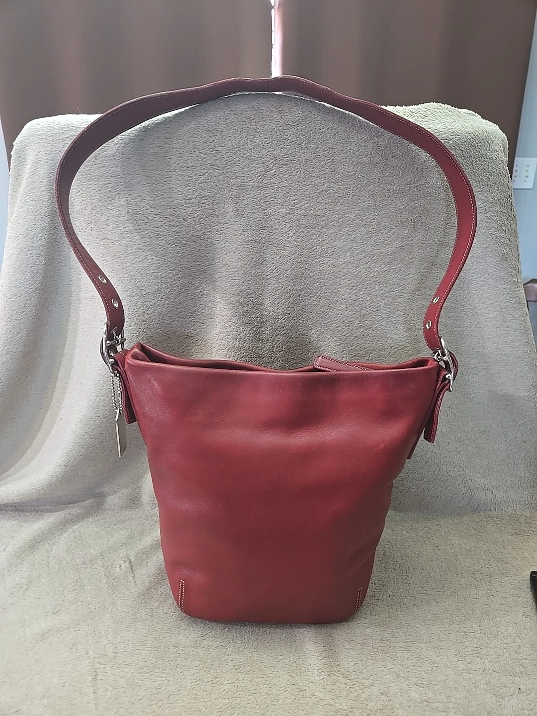 Coach Vintage Legacy Soho borsa a tracolla secchiello in pelle rossa # 9186