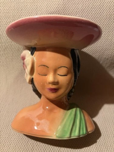 1950’s SHAWNEE #896 HAWAIIAN WAHINE HEAD VASE MINT