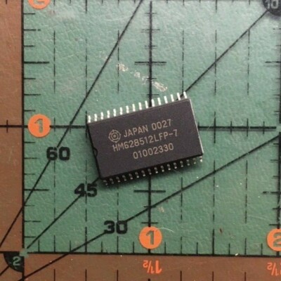 HM628512LFP-7 Hitachi 8-Bit CMOS High Speed Static RAM 512k x 8 32 Pin SOP32 New