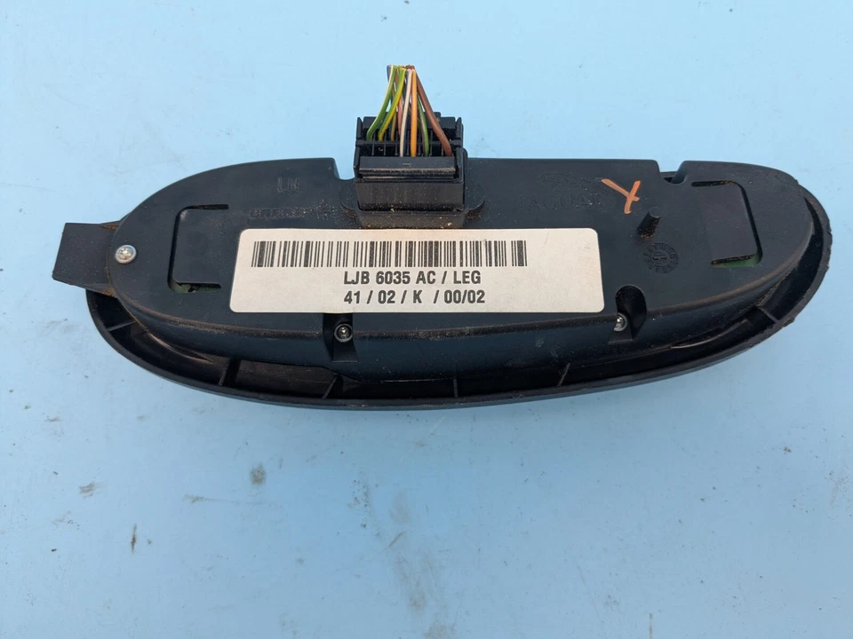 Оригинальный переключатель питания переднего левого сиденья черный для Jaguar XJ6 XJ8 XJR XK8 XKR 1997-2006 годов выпуска - Изображение 3 из 4