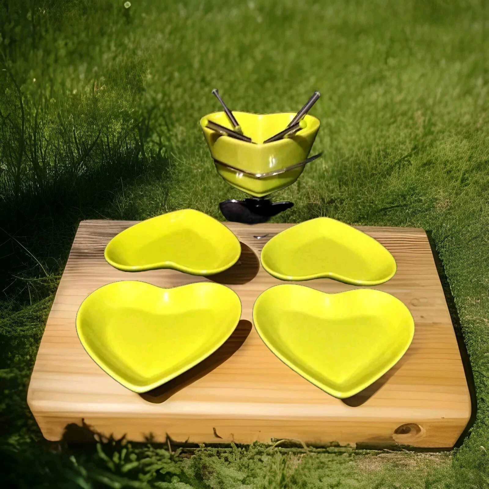 Cottage Collection Fondue Lime Heart Pot Glazed Ceramic 4 Heart Shaped Bowls