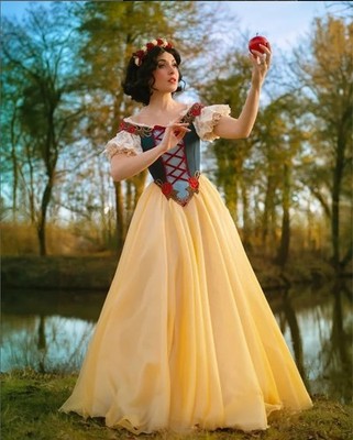 Victorian Fantasy Princess Evening Gowns Strapless Lace Tulle Applique 3D Floral