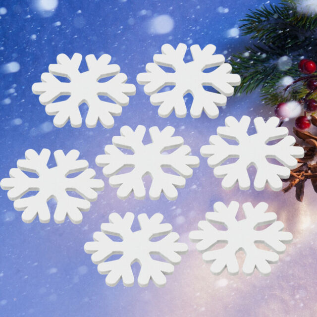100 pezzi carino Natale mini fiocchi di neve legno bianco fiocco di neve artigianato