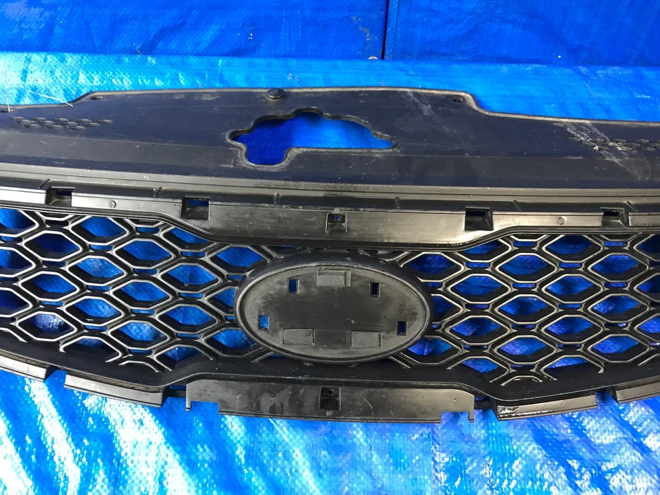 OEM 2010 2011 10 11 KIA RIO ПЕРЕДНЯЯ РЕШЕТКА 86360-1G600 - Изображение 3 из 4