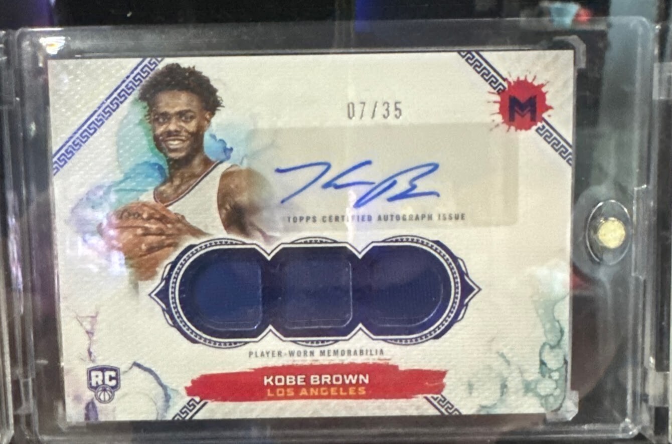 2024 Topps Motif Kobe Brown Player Worn Patch RPA 07/35