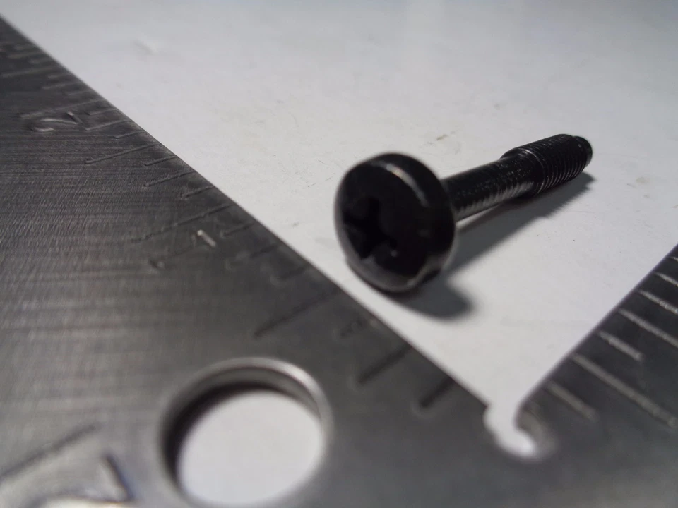 PORSCHE 924S 944 FILTRO DE AIRE CAJA TORNILLO NUEVO GENUINO PORSCHE 82 A 89  Foto 4 de 4