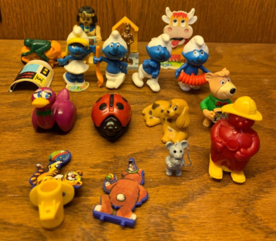 Lot of 16 Kinder Surprise Egg Mini Figures