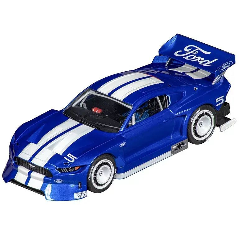 Carrera 30033 Digital 1:32 Starter Set 2x Ford Mustang GTY