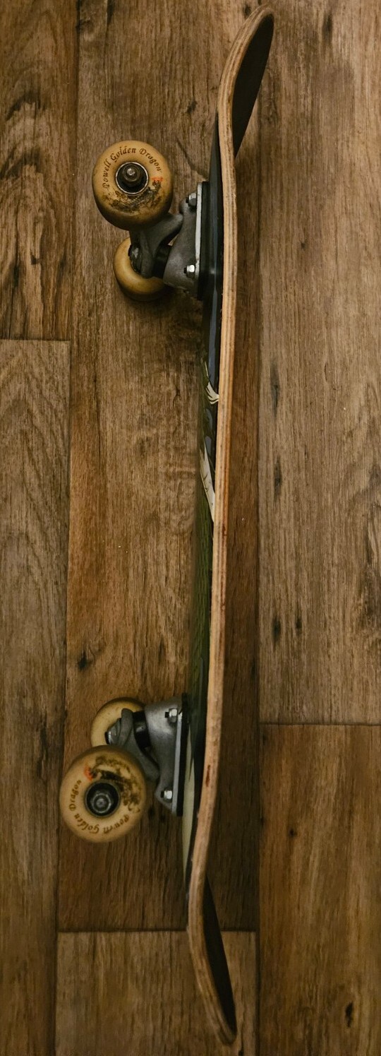 Picture 2 of 3