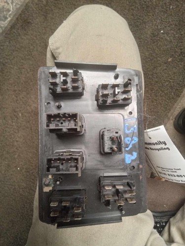 Door Switch Front LAND ROVER 98 - Picture 5 of 5