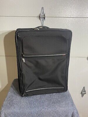 Tumi Alpha 2 Expandable 24” Wheeled Nylon Travel Luggage Tumi Alpha 2 Expandable 24” Wheeled Nylon Travel Luggage