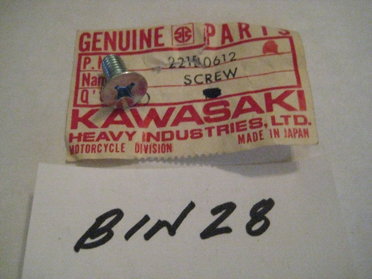 KAWASAKI Z1/H2/H1/F/KH/KL/KLX/KZ 6 X 12MM COUNTERSUNK SCREW NOS