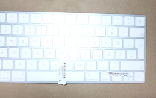 Apple Magic Keyboard 2, (Wireless), Silver ,(QWERTZ German), A1644 - Picture 2 of 7