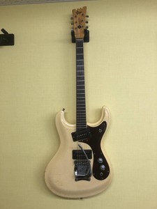 Mosrite-1966-Mark-I-The-Ventures-Model-Pearl-White-E-Guitar-Used-Free-Shipping