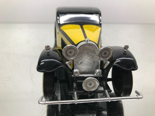 MIRA 2005 BUGATTI TYPE 50 1930 -YELLOW+BLACK 1:24- GOOD CONDITION - B11 - Picture 2 of 6