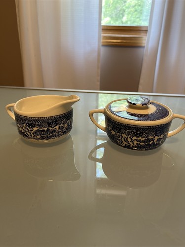 Ciotola di zucchero vintage Royal China Willow Ware blu e bianca con coperchio e set crema LEGGERE - Foto 2 di 15