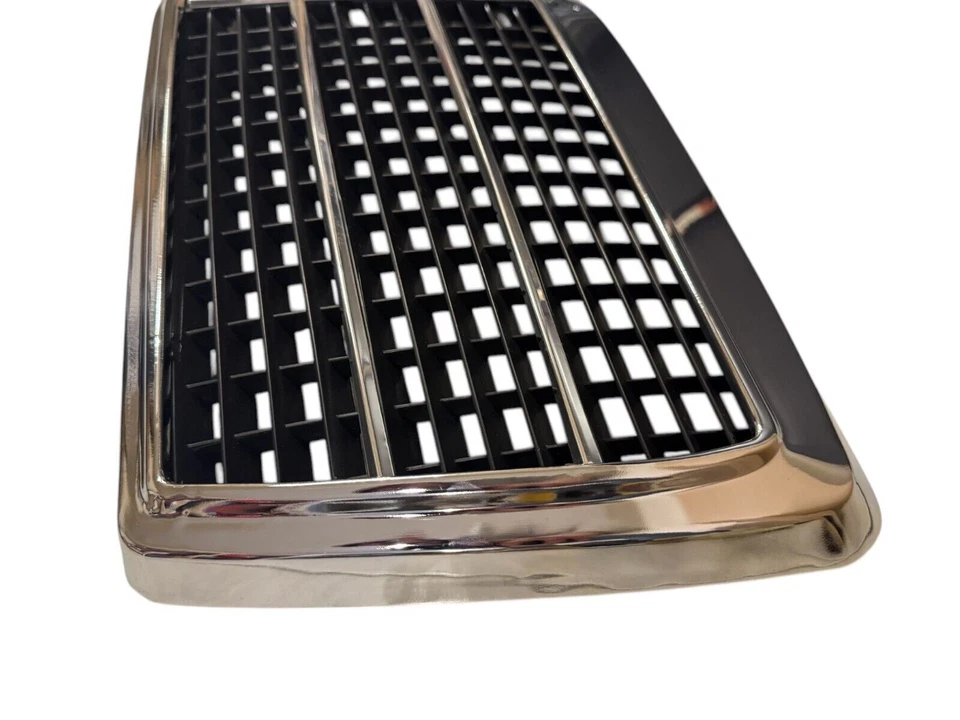 Front Chrome Radiator Grill for Mercedes-Benz W201 190 1982-1993 A2018800783 - Imagen 2 de 4