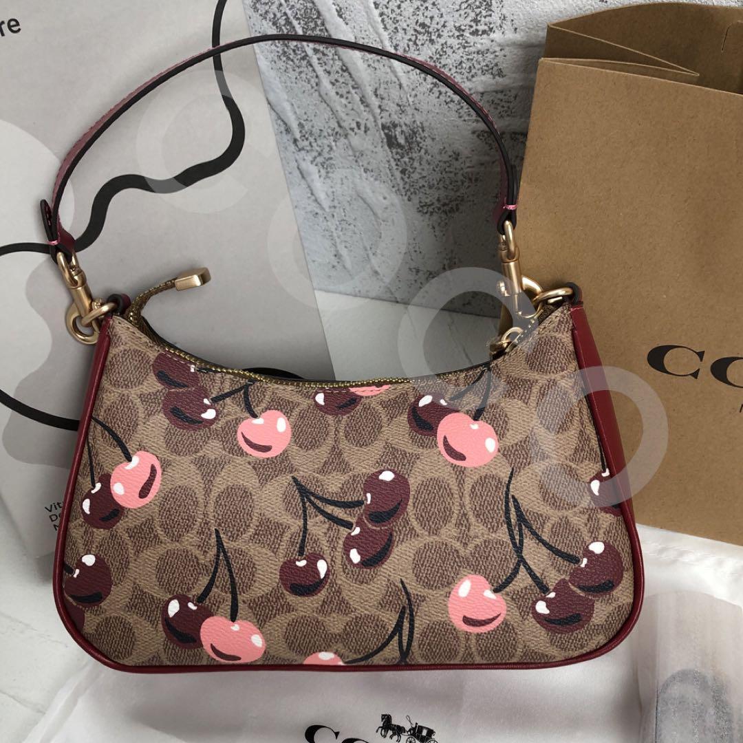 新品 COACH テリ チェリー アンダーアーム ショルダーバッグ CY694 COACH 新製品 CY694 テリ チェリー テリ アンダーアームバッグ