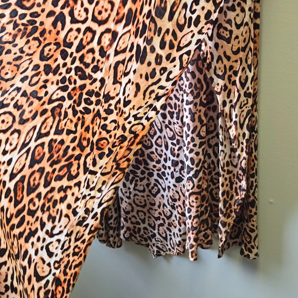 NUEVO CON ETIQUETAS Victorias Secret Natación Leopardo Estampado Kimono Cubrir M/L Foto 4 de 4