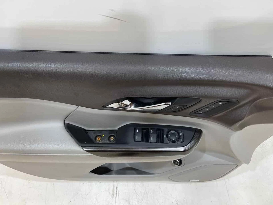 Panel de moldura de puerta del conductor delantero izquierdo GMC ACADIA 2017 2018 cuero cacao/gris OEM Foto 2 de 4