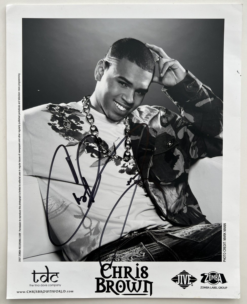 RARE Chris Brown 8x10 Signed Autograph 2007 | eBay RARE Chris Brown 8x10 Signed Autograph 2007 | eBay