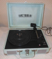 Victrola BT Suitcase Record Player With 3 Speed Turntable  -Turquoise - 12/20/18