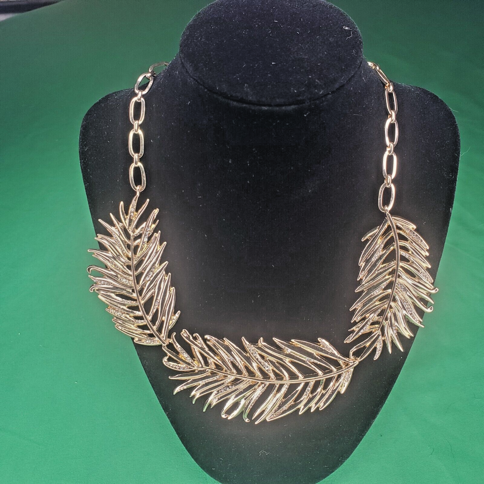 Picture 2 of 9