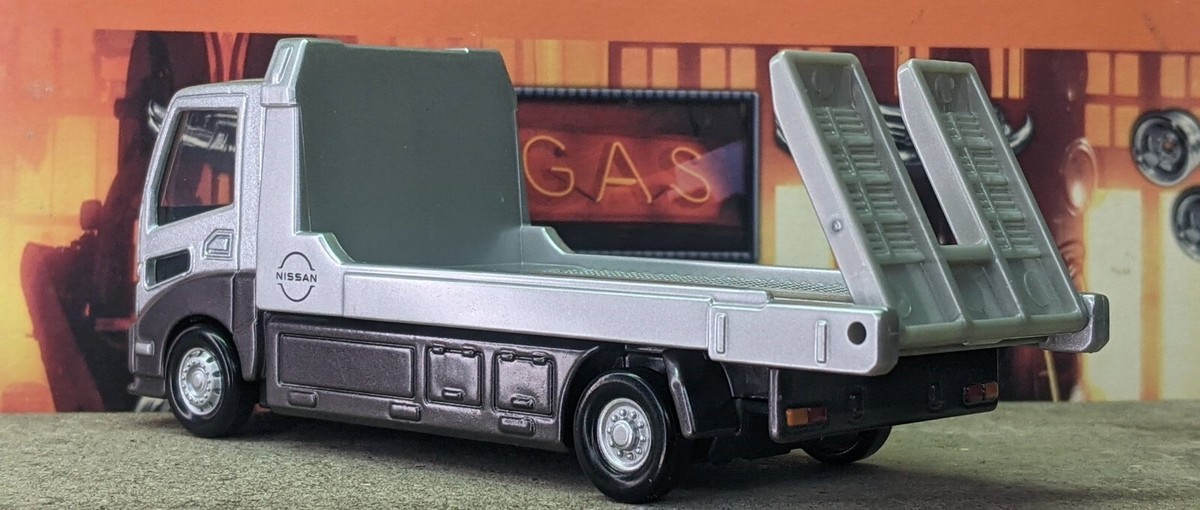 Takara Tomy Tomica Transporter Nissan Fairlady Z 300ZX Twin Turbo