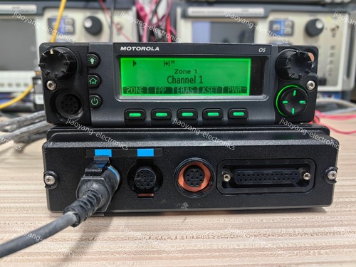 Motorola APX7500 M30TSS9PW1AN UHF R1 7/800MHz ADP AES DES