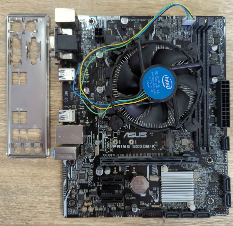 ASUS Prime B250M-K + i5-7400 @3.00GHz - Micro ATX Motherboard Bundle