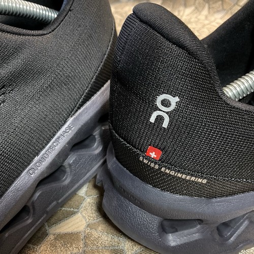 On CLOUDSURFER TUTTO Nero Daily Road Running 47 Uomo 12 M - Foto 9 di 16