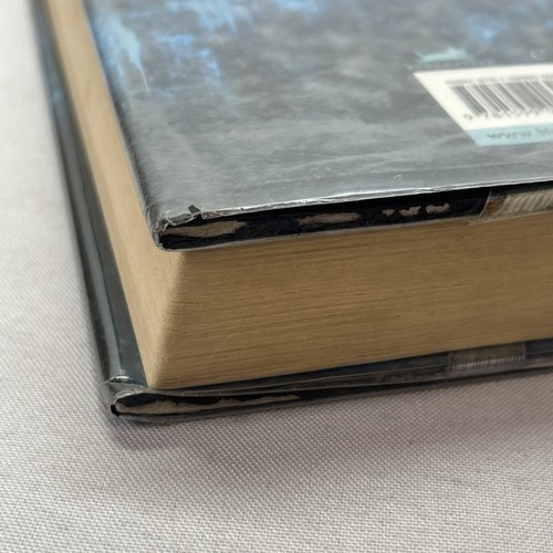 Throne of Glass by Sarah J Maas HC DJ 2012 1st Ed OOP Barbie Cover - Picture 18 of 21