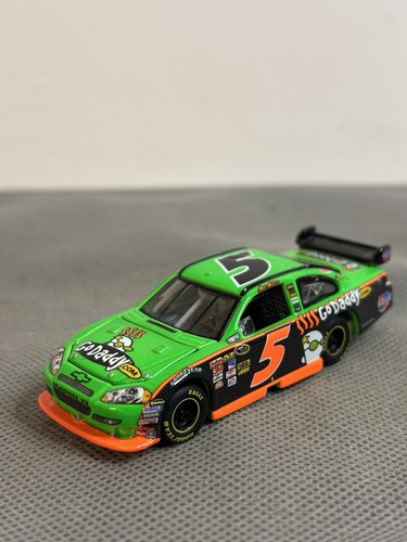LOOSE Mark Martin 2010 Go Daddy HO 1/64 Diecast