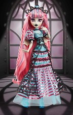 Monster High Rochelle Goyle Fang Vote Doll Mattel Creations NIB In Shipper
