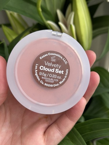 Kosas Cloud Set Baked Setting & Soothing Powder - Velvety Sheer Deep New - Picture 8 of 8