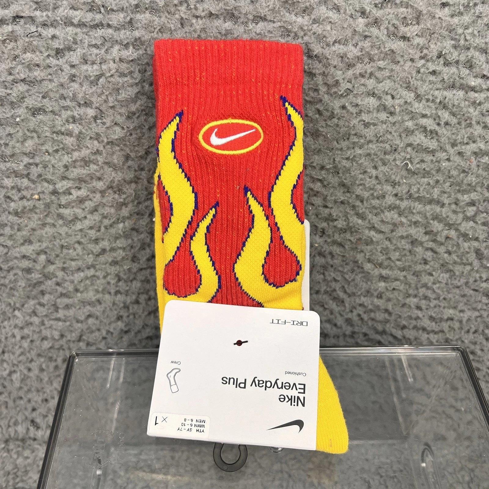 Nike Everyday Plus Dri-Fit Flames Fire Crew Socks Red/Yellow Mens 6-8 Retro Y2K