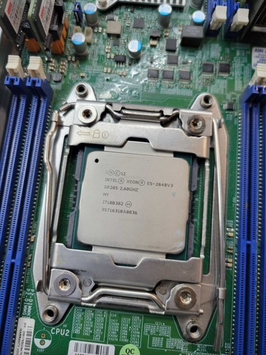 Supermicro X10DRS-3U Server / 2x Nodes % - Picture 4 of 4