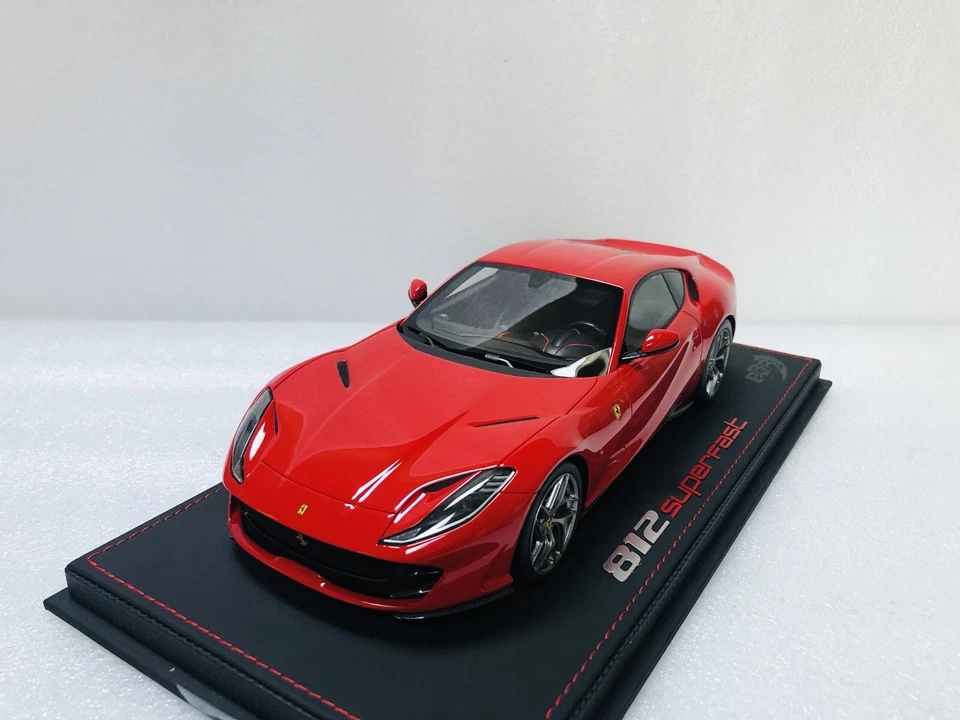 1/18 BBR Ferrari 812 Superfast 2017 Rosso Corsa 322 limited edition with case - Image 4 of 4