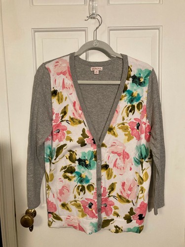 Merona Target Floral Spring Button 