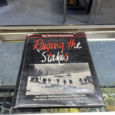 The Vietnam Experience: Raising The Stakes 1982, HC/DJ