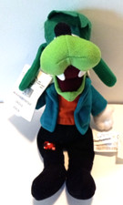 Disney Store 8" Mini Bean Bag Goofenstein Goofy NWT