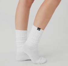 Alo yoga unisex scrunch socks White Size M