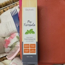 Oxyfresh Pro Formula Fresh Mint Toothpaste – Gentle Low Abrasion - FREE Cosmetic